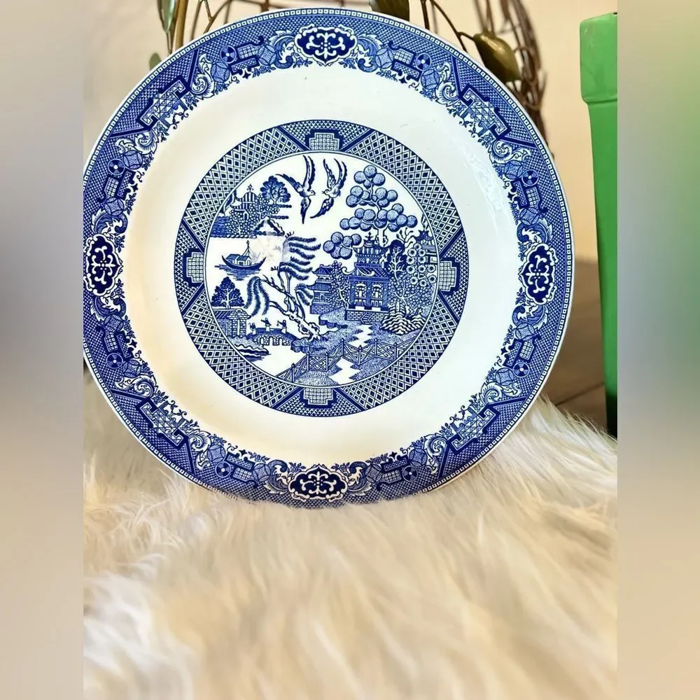 Vintage Blue and White Transferware Plate by Willow Ware Royal China 10.25 inche